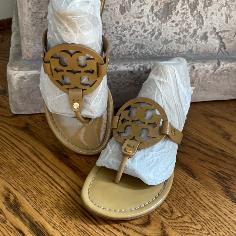 Tory Burch Sandals SZ 6
